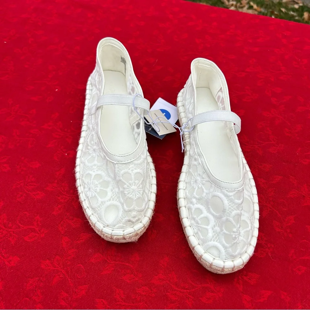 Women's‎ Celia Floral Lace Mary Jane Espadrille Flat by universal thread size 7
